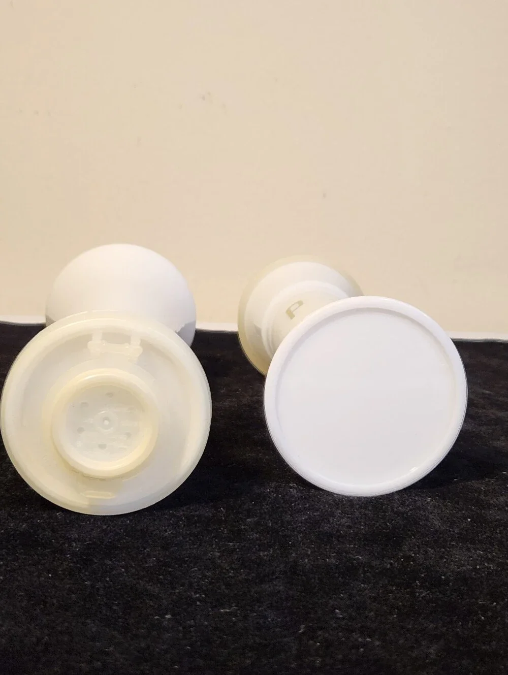 Tupperware White Salt & Pepper Shaker Set